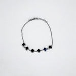 Load image into Gallery viewer, Black Agate Clover Bracelet