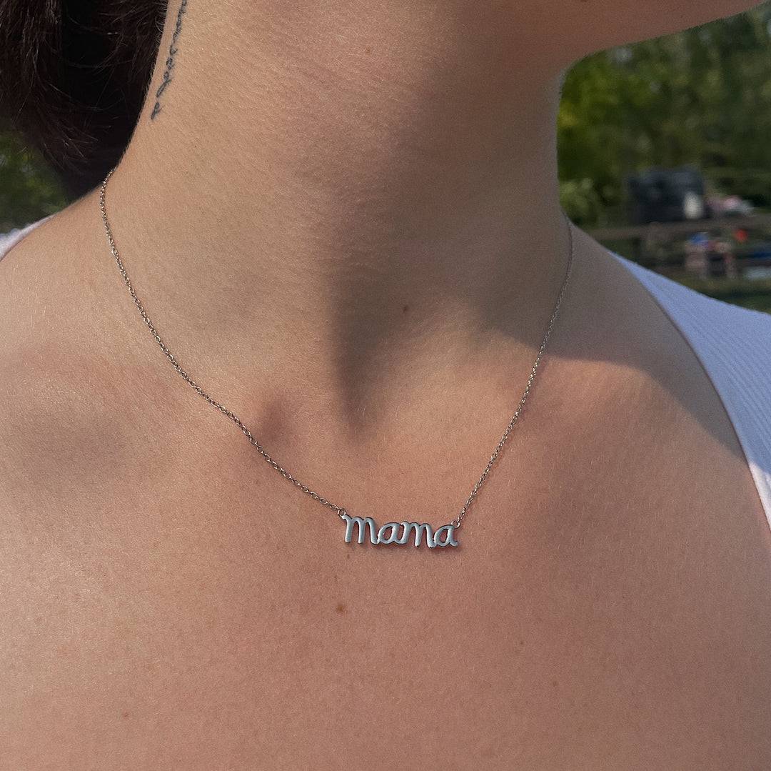Mama Necklace