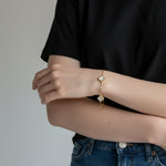Load image into Gallery viewer, Gold Pearl Clover Bracelet