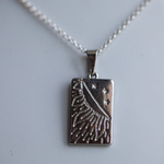 Load image into Gallery viewer, Solara Pendant Necklace
