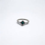 Load image into Gallery viewer, Mila Malachite Clover Ring
