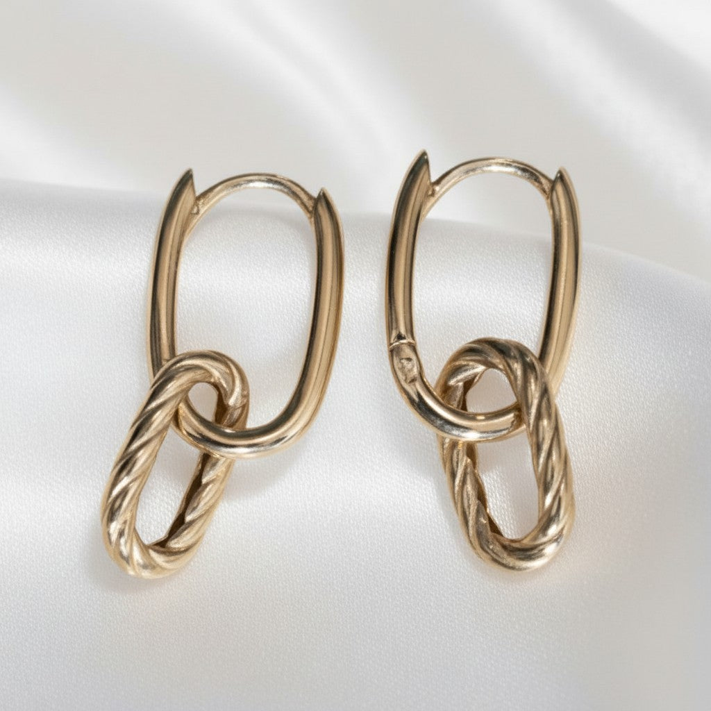 Interlocked Links Gold Huggies