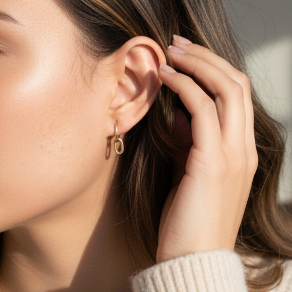 Interlocked Links Gold Huggies