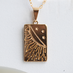Load image into Gallery viewer, Solara Pendant Necklace
